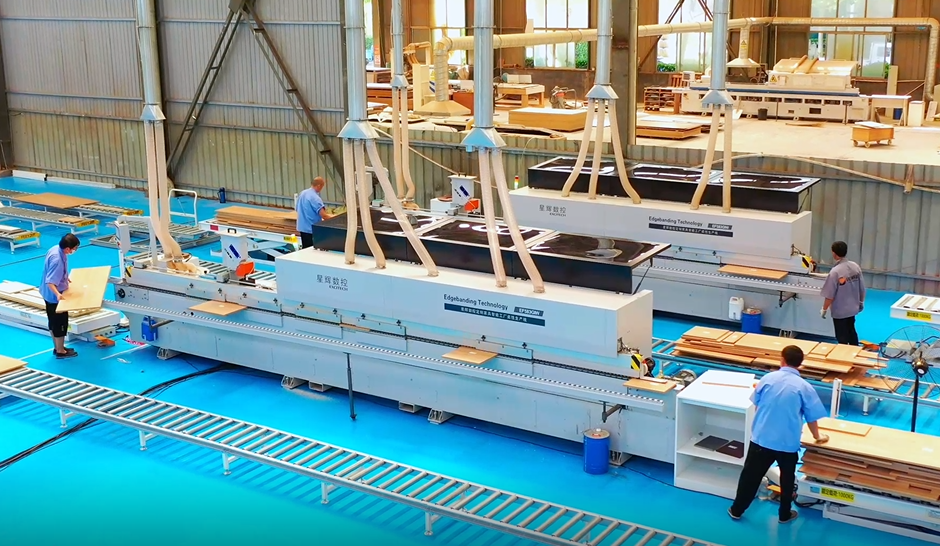Kaluwihan Manufaktur Intelligent Industri 4.0 ing Produksi Furnitur Kustom.